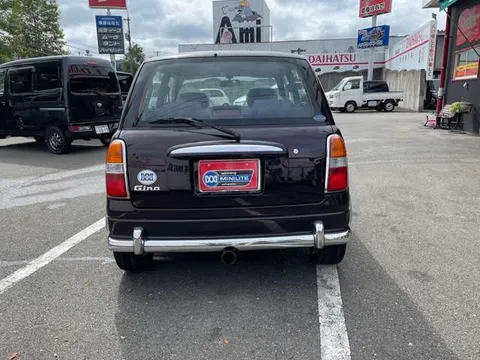Daihatsu Mira Gino
