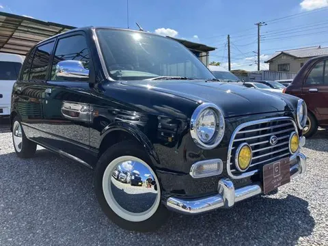 Daihatsu Mira Gino