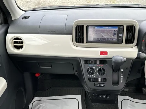 Daihatsu Mira Tocot
