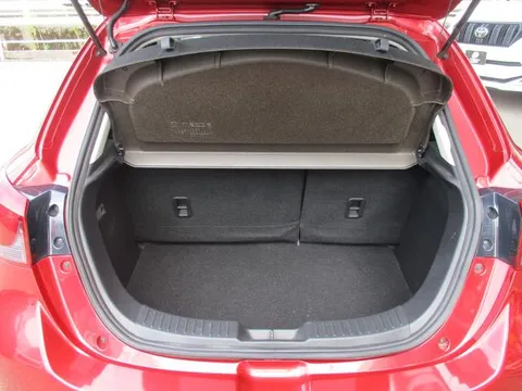Mazda Mazda2 (Demio)