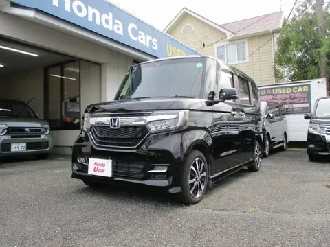 Honda N-BOX Custom