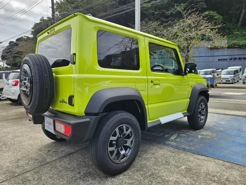 Suzuki Jimny Sierra