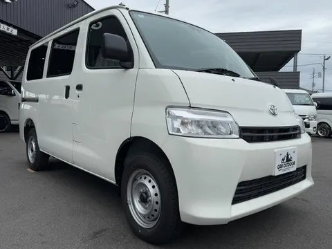 Toyota TownAce Van