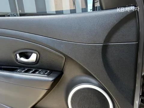 Renault SM3