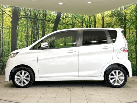 Mitsubishi eK Custom