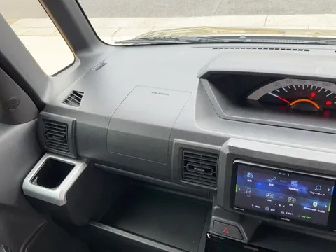 Toyota Pixis Mega