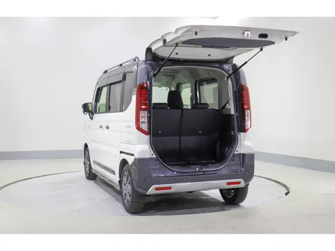 Suzuki Spacia Gear