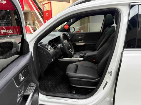 Mercedes-Benz Mercedes-Benz GLB