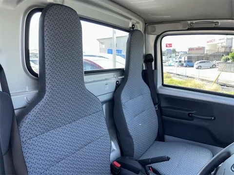 Nissan Clipper Truck