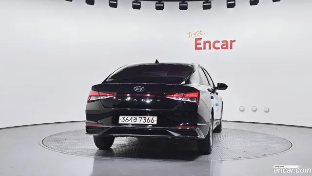 Hyundai Elantra (Avante)