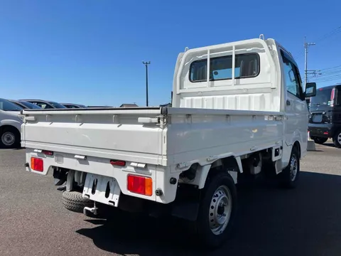 Mazda Scrum Truck
