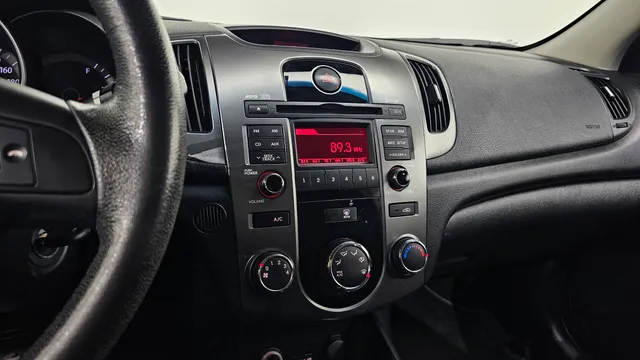 Kia Cerato (Forte)
