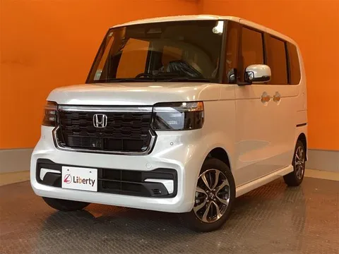 Honda N-BOX Custom