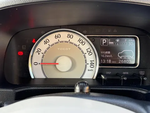Daihatsu Mira Tocot