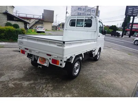 Nissan Clipper Truck