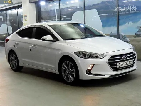 Hyundai Elantra (Avante)