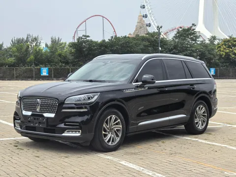 Lincoln Aviator