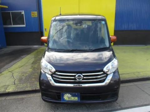 Nissan Dayz Roox