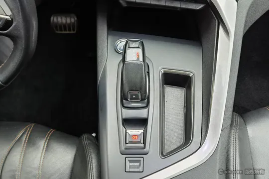 Peugeot 4008