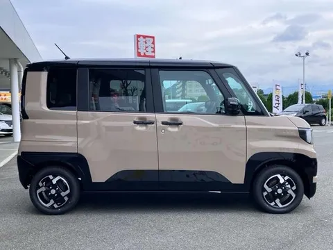 Mitsubishi Delica Mini
