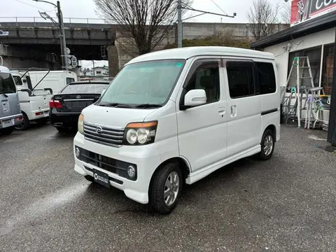 Daihatsu Atrai Wagon