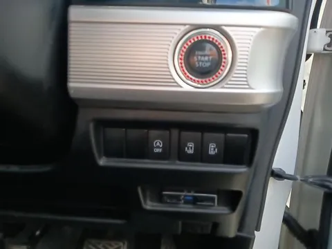 Suzuki Spacia Custom
