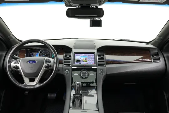 Ford Taurus