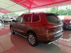 Roewe RX8