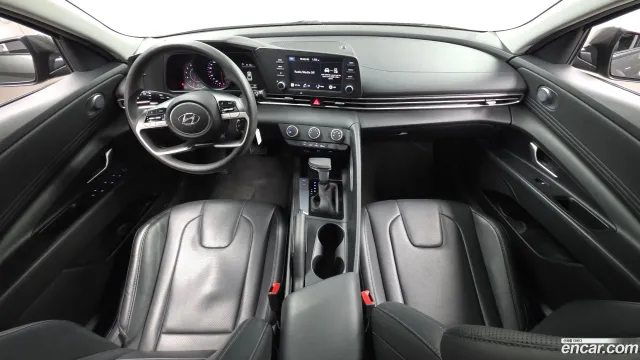 Hyundai Elantra (Avante)