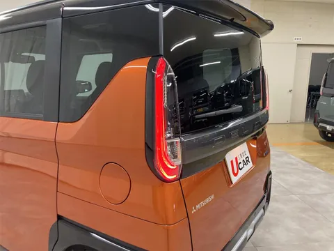 Mitsubishi Delica Mini