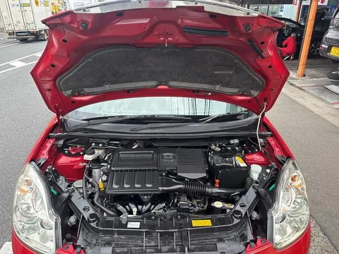 Mazda Verisa