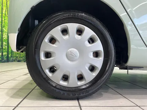 Daihatsu Mira Tocot