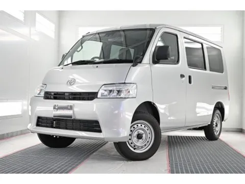 Toyota TownAce Van