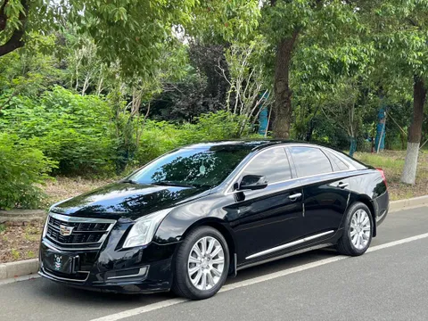 Cadillac XTS