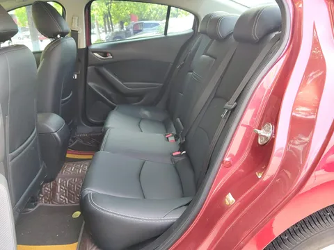 Mazda Mazda 3