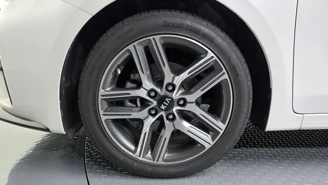 Kia Cerato (K3)