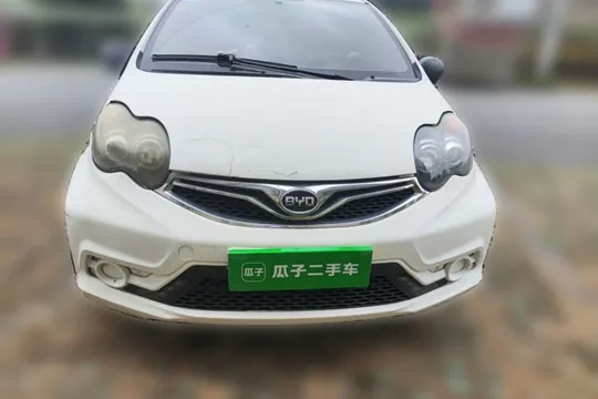 BYD F0