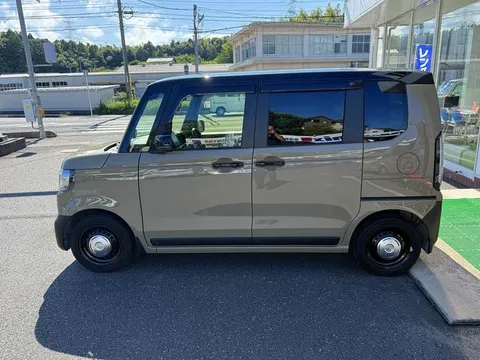 Honda N-BOX Joy