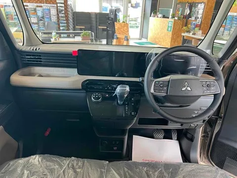 Mitsubishi Delica Mini