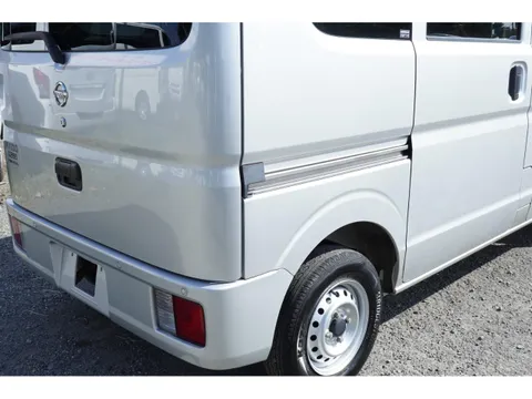 Nissan Clipper