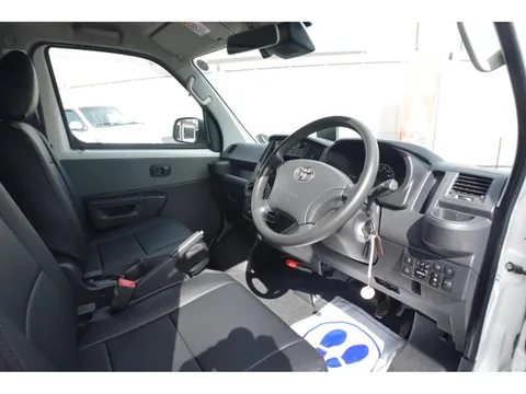 Toyota TownAce Van