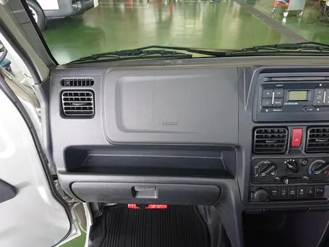 Nissan Clipper Truck