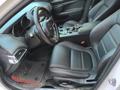 Jaguar XEL