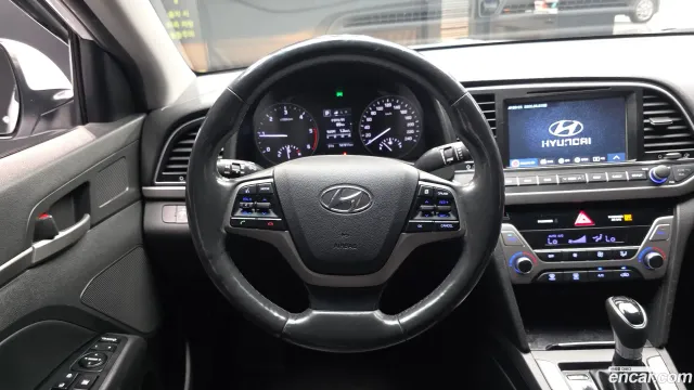 Hyundai Elantra (Avante)