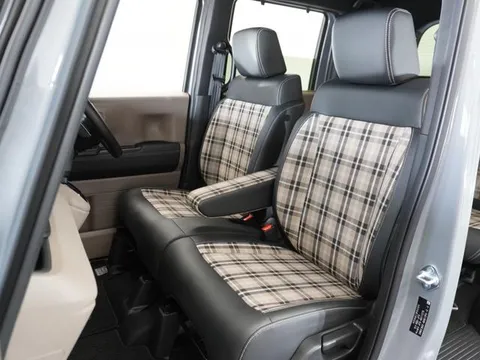 Honda N-BOX Joy