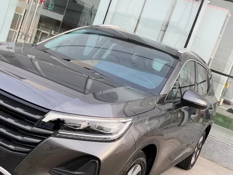 Gac GS4
