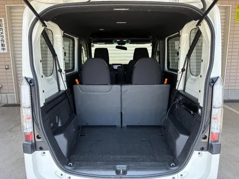 Honda N-VAN Plus Style