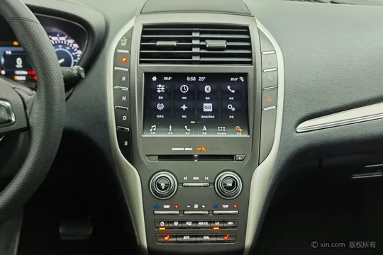 Lincoln MKC