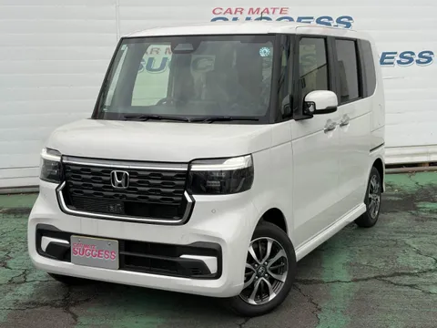 Honda N-BOX Custom