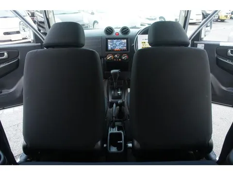 Nissan KIX